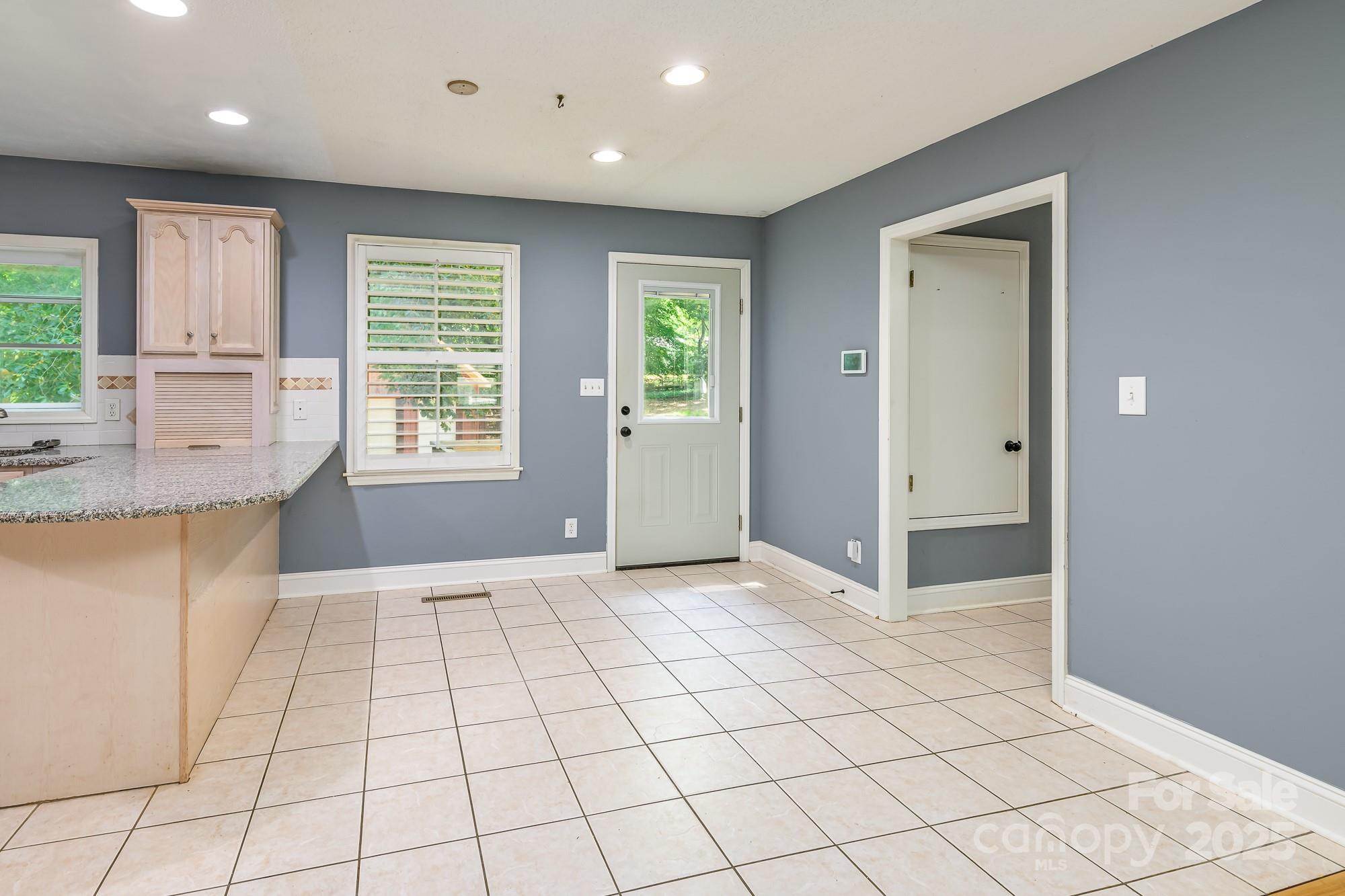 103 Sycamore Road