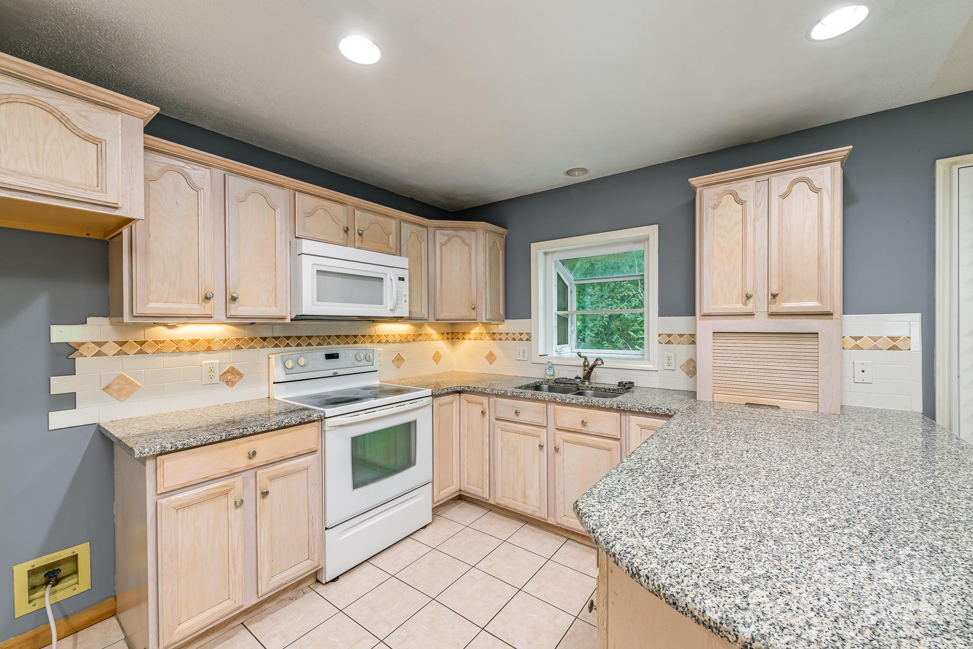 103 Sycamore Road
