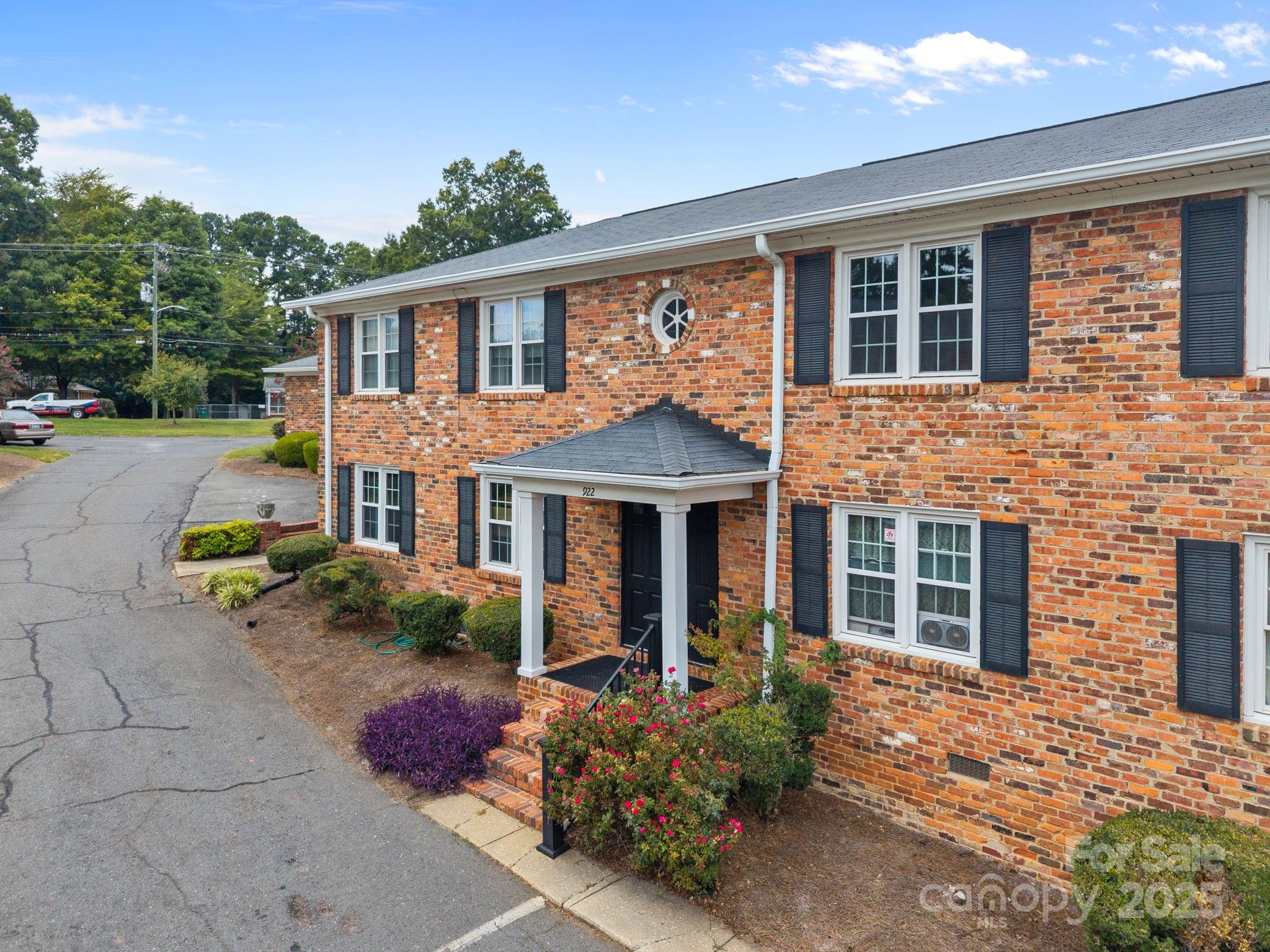 922 Mcalway Road