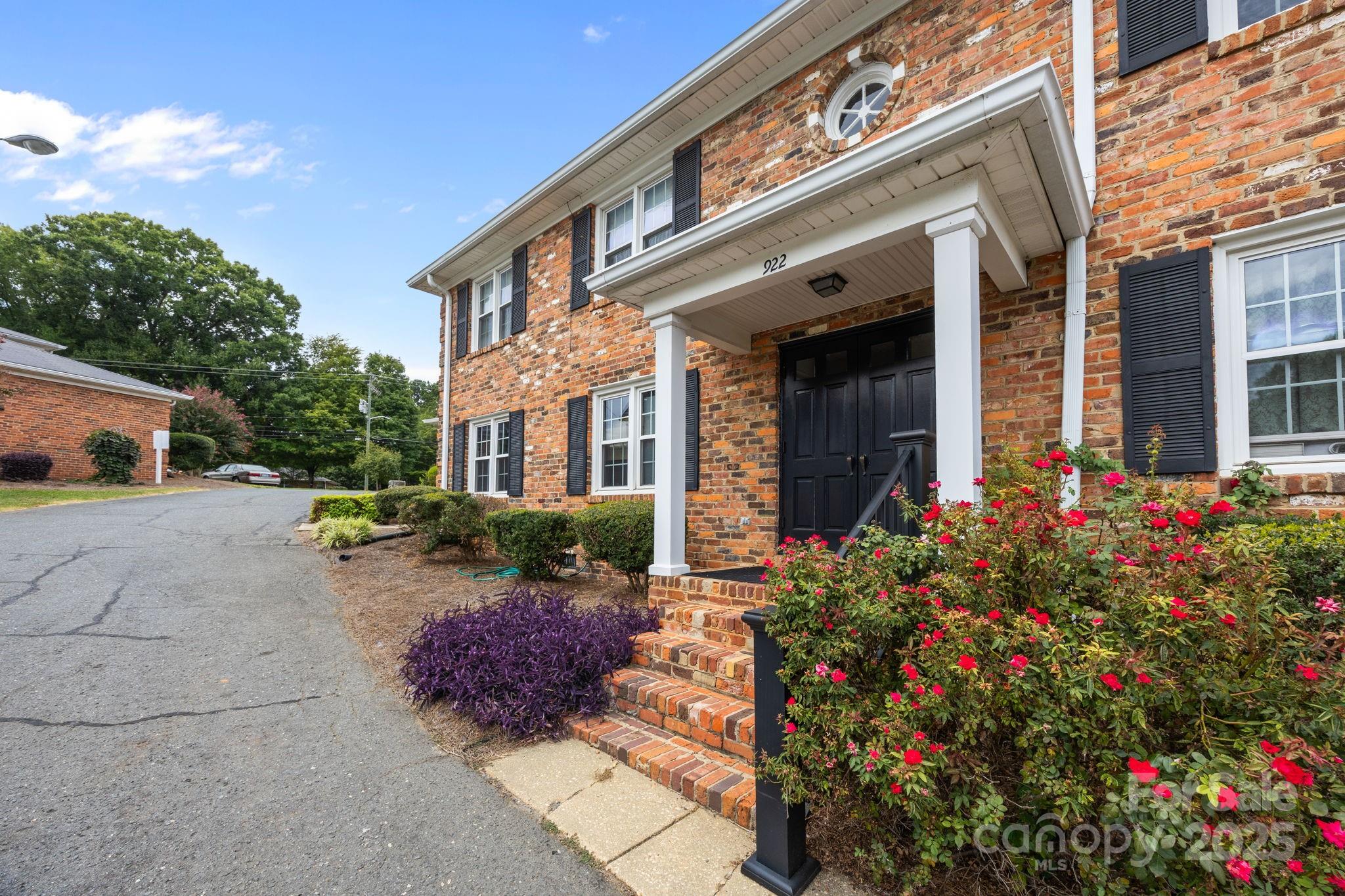 922 Mcalway Road