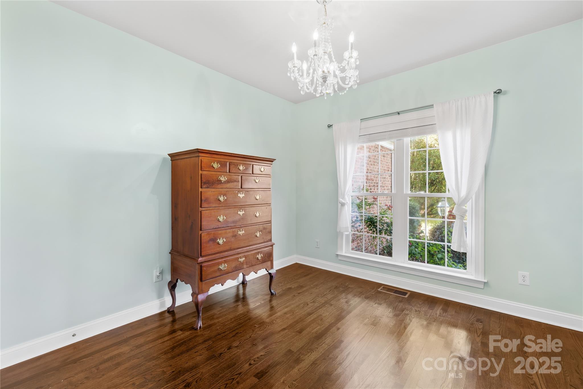 18937 Southport Drive