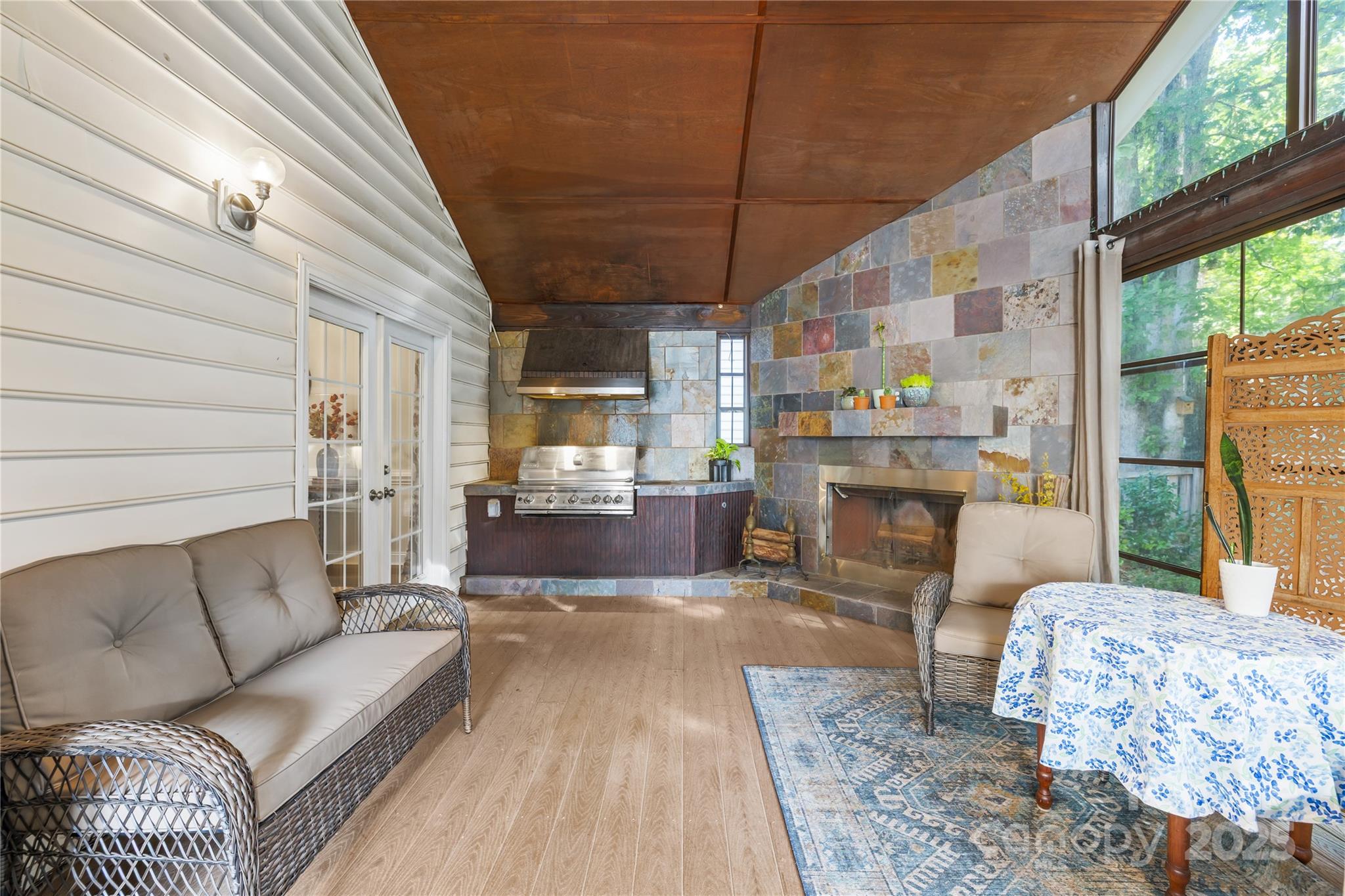 18937 Southport Drive