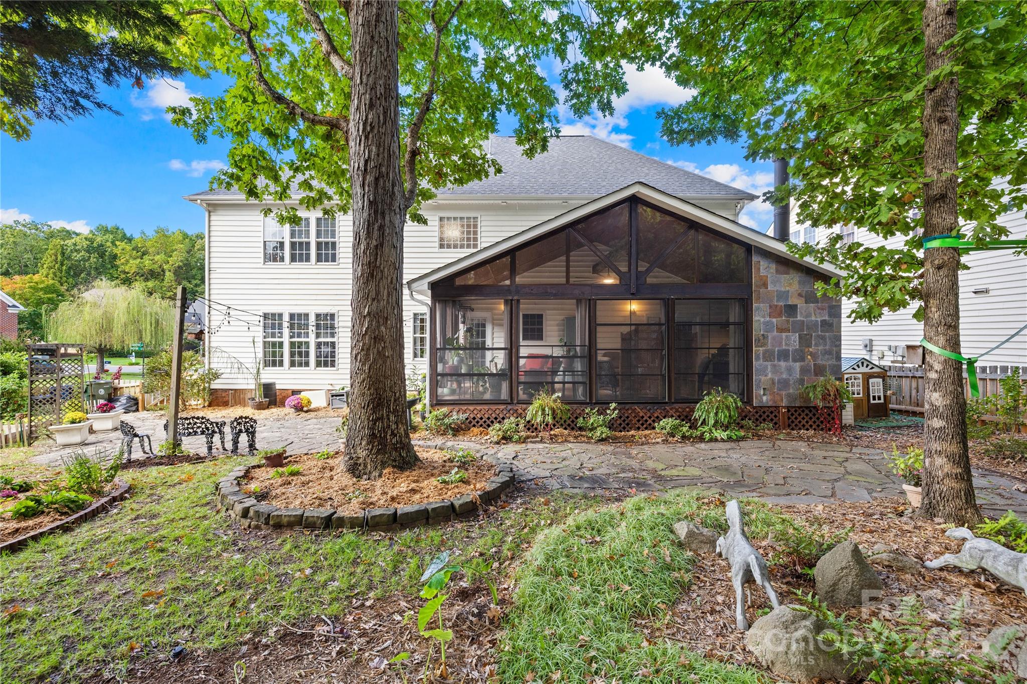 18937 Southport Drive