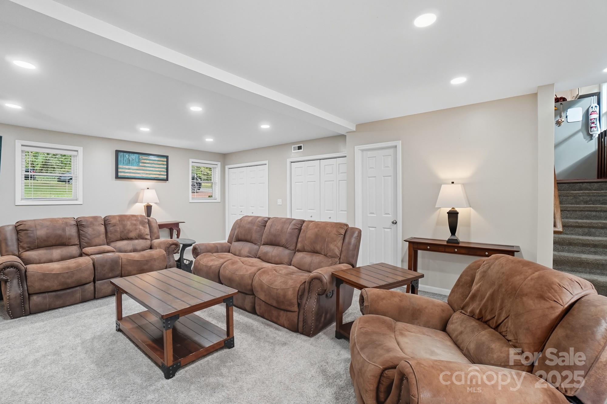 306 N Milford Drive