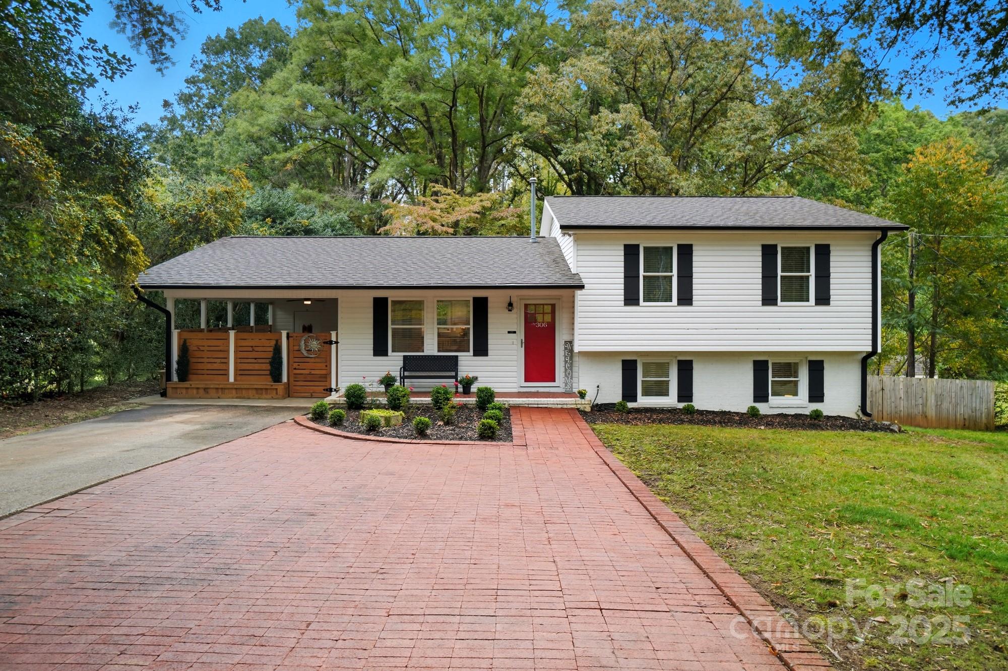 306 N Milford Drive