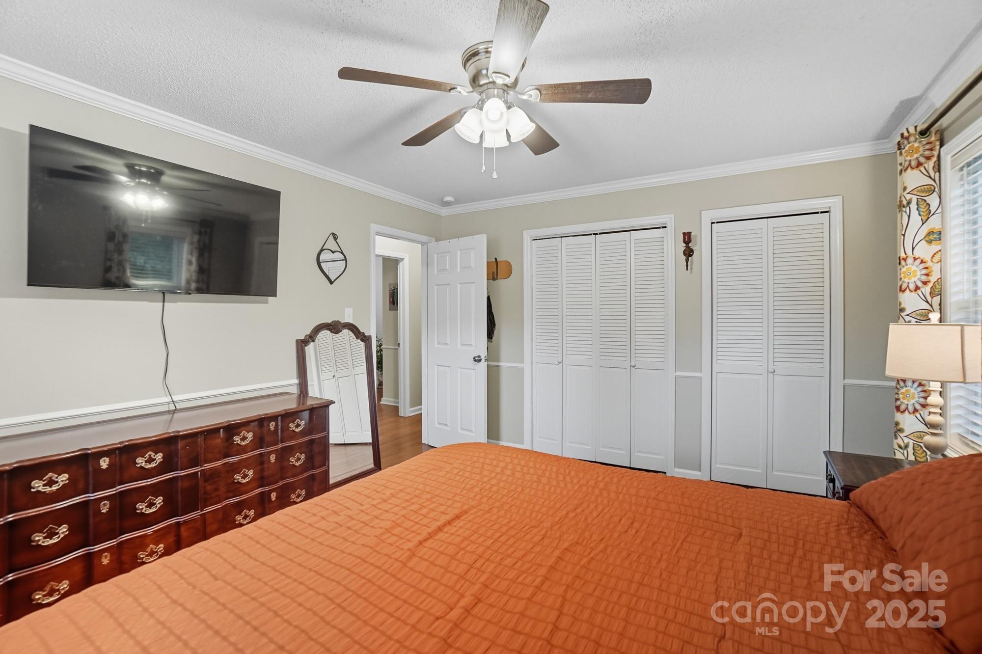 306 N Milford Drive