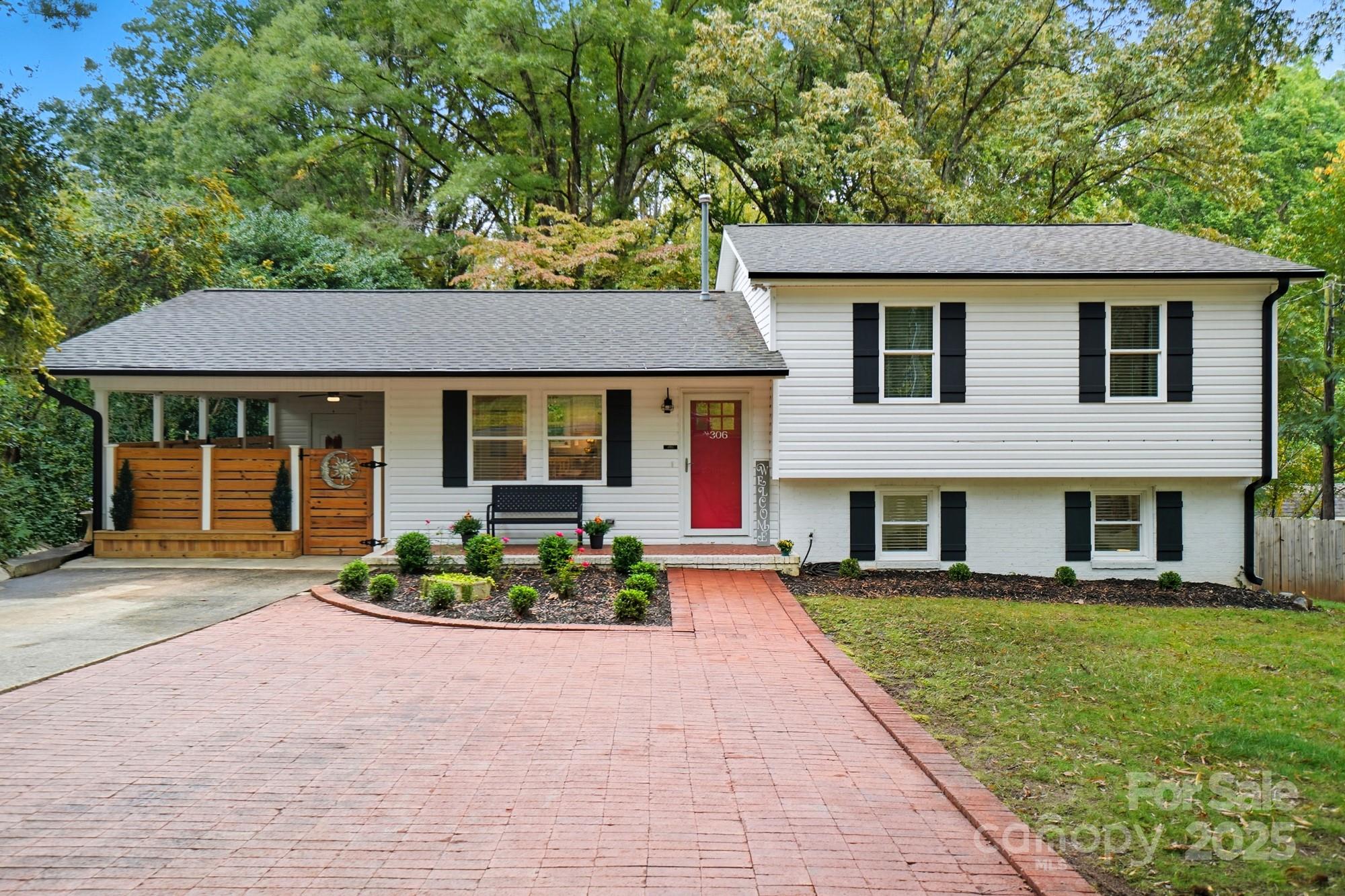 306 N Milford Drive