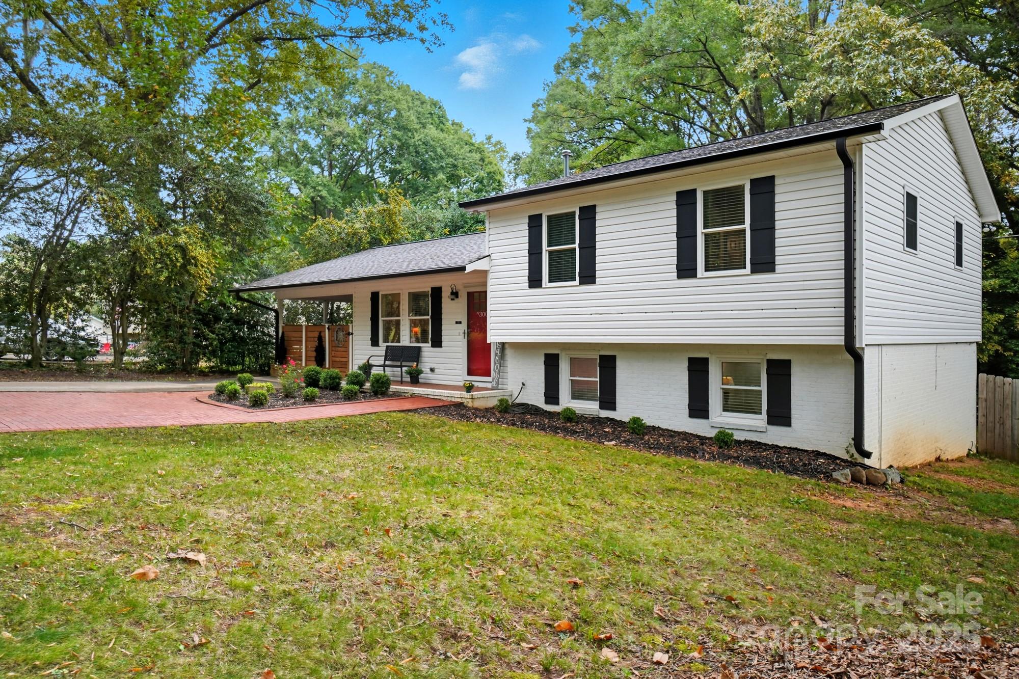306 N Milford Drive