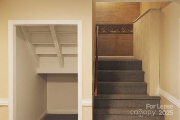 1126 Hanford Place NW