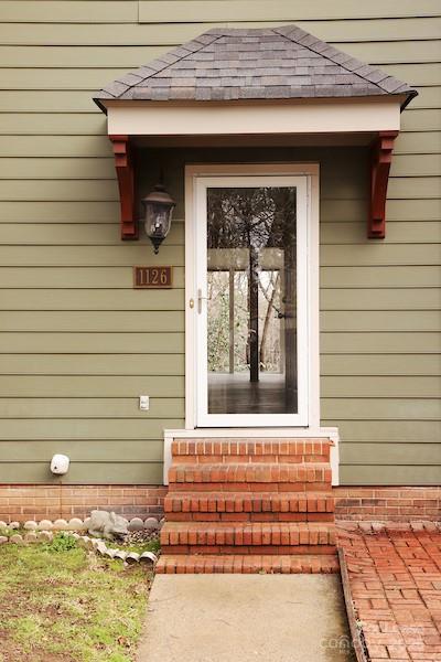 1126 Hanford Place NW