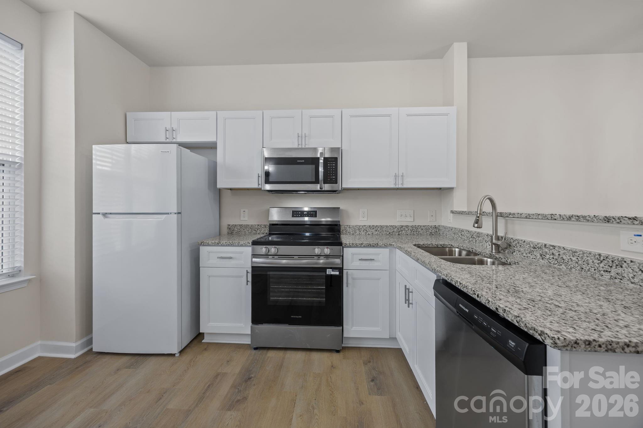 2750 Avalon Loop Road