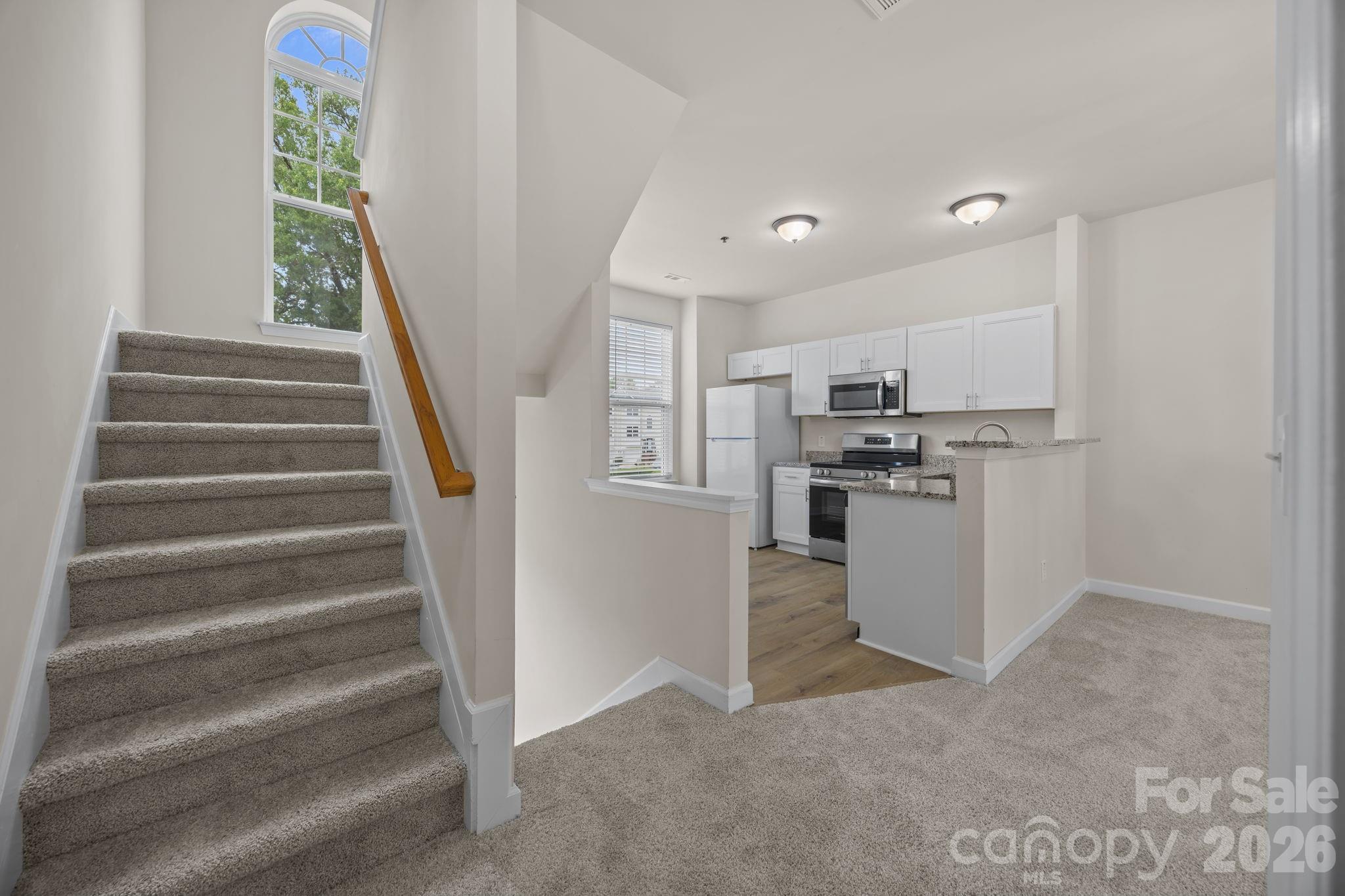 2750 Avalon Loop Road