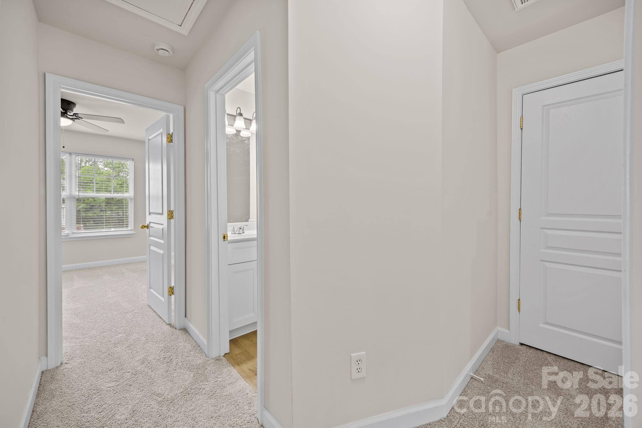 2750 Avalon Loop Road