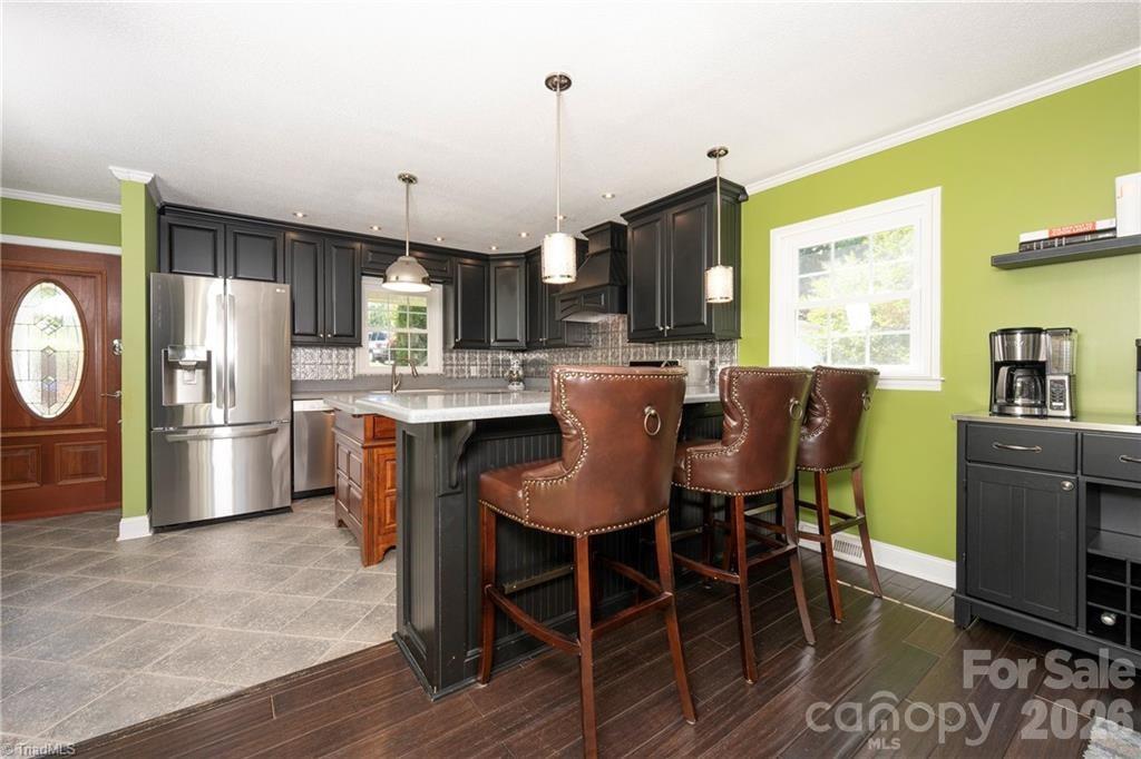 1332 Lake Drive 9