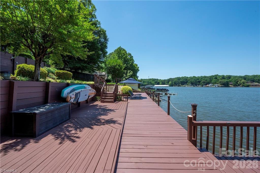 1332 Lake Drive 9