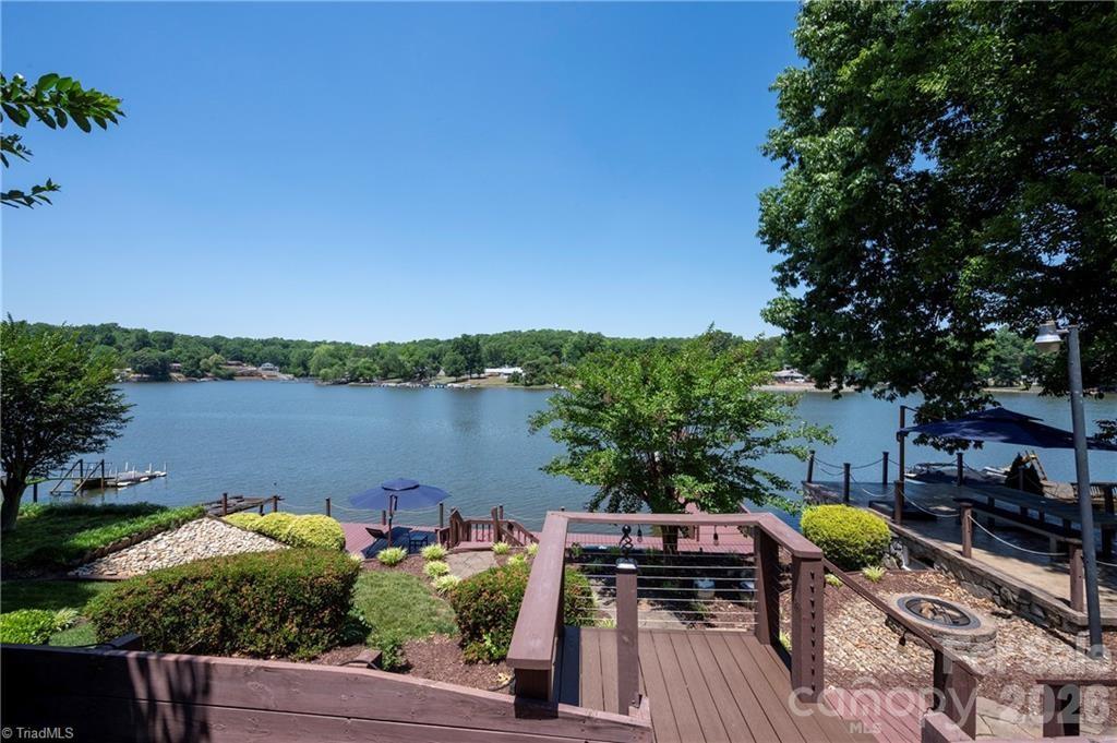 1332 Lake Drive 9