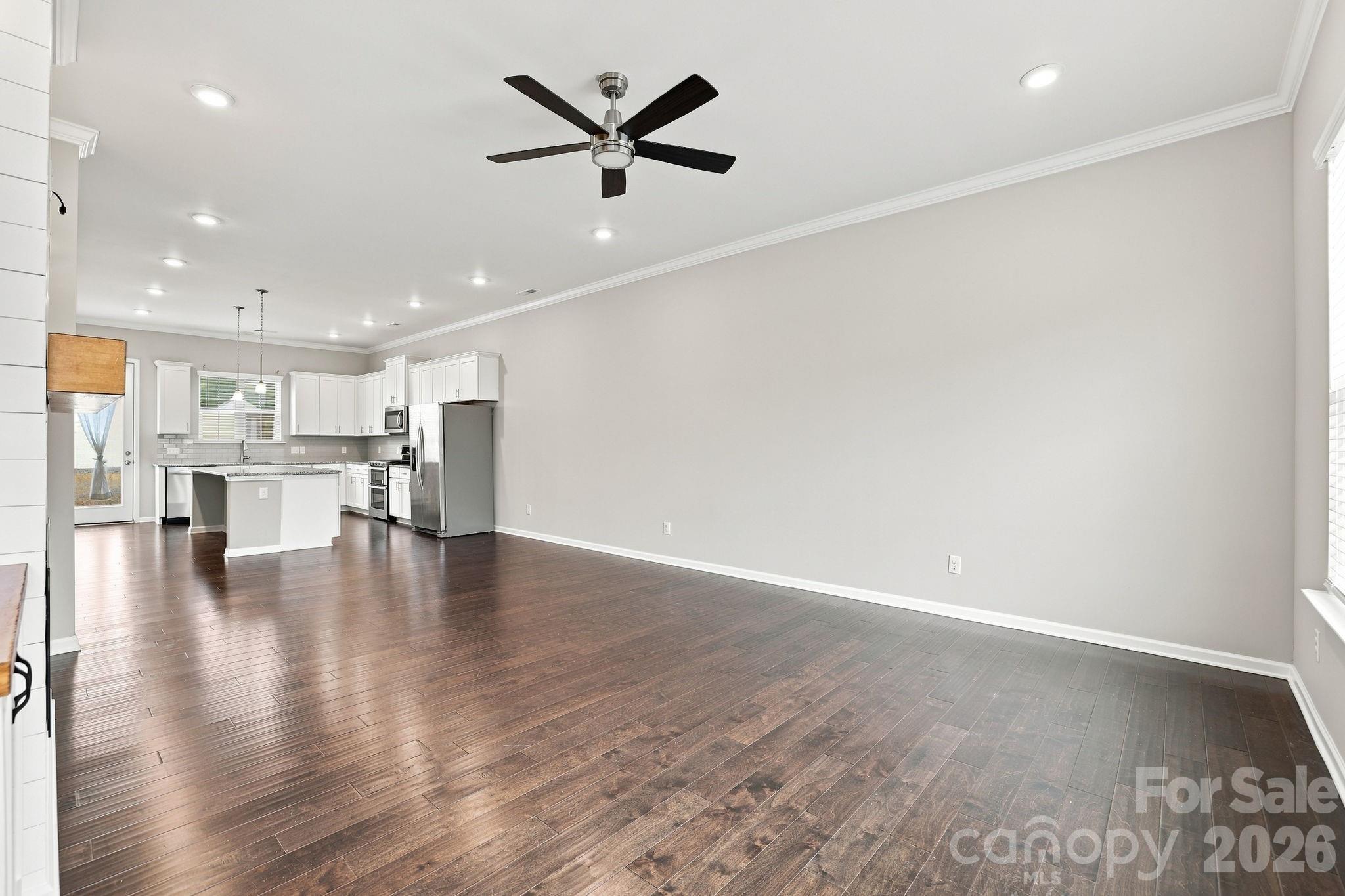 9604 Ainslie Downs Street