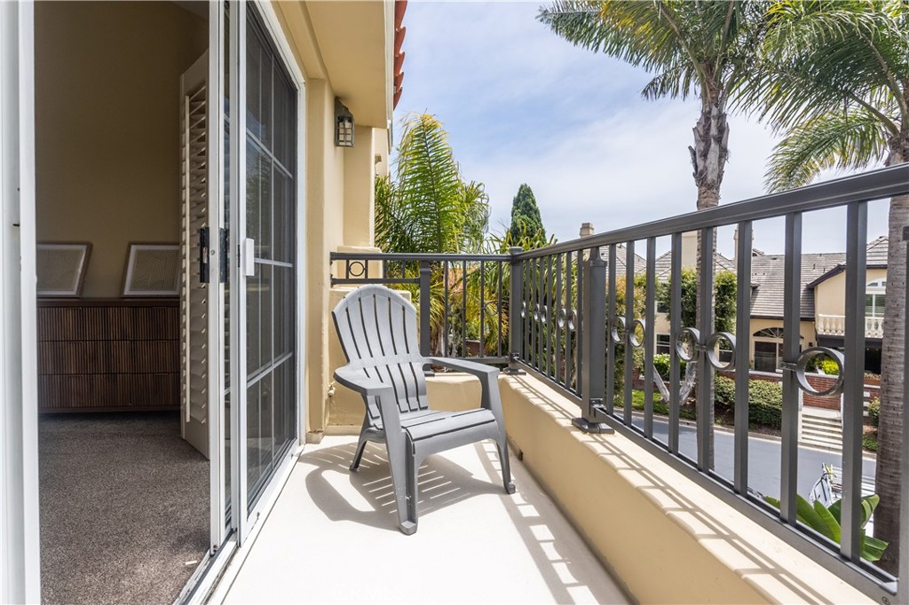 19341 Sawgrass Lane
