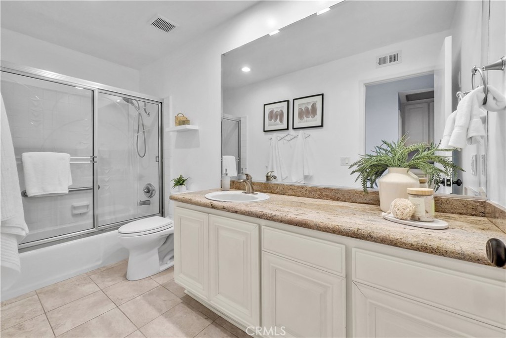 5213 Piccadilly Circle