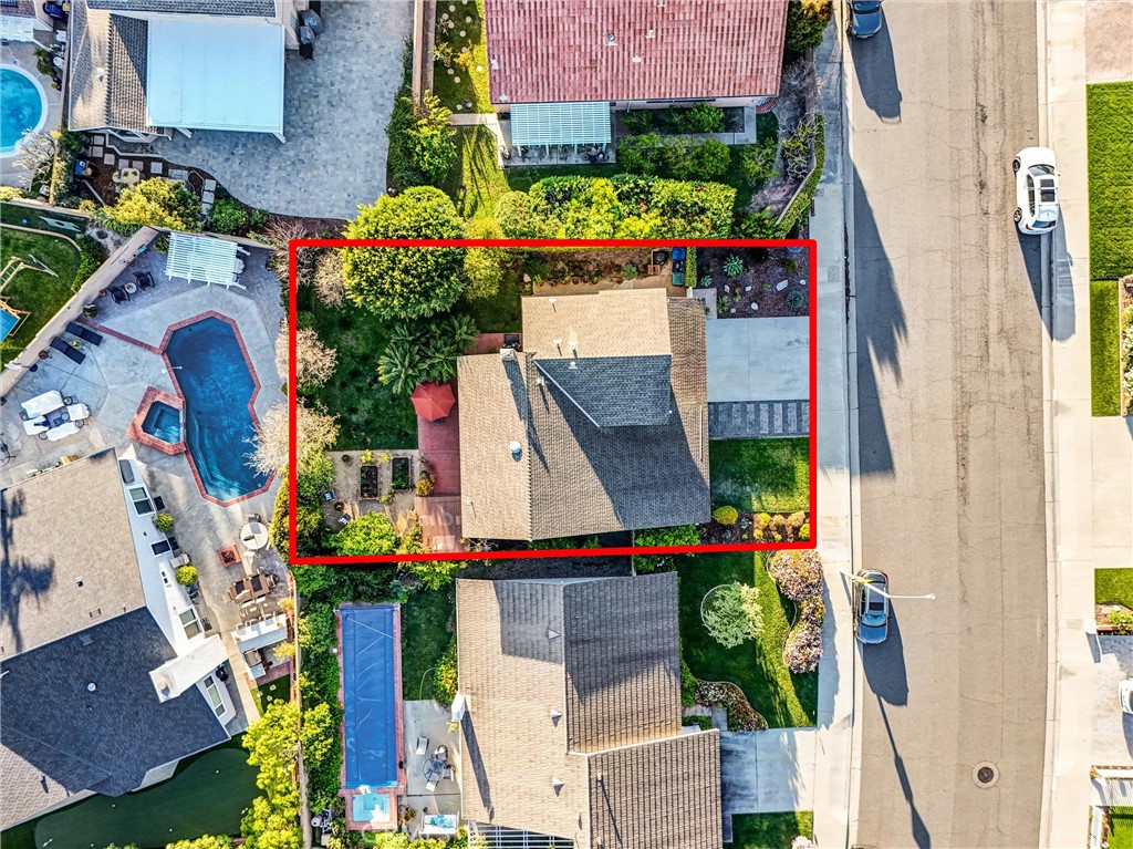 5552 Ridgebury Drive