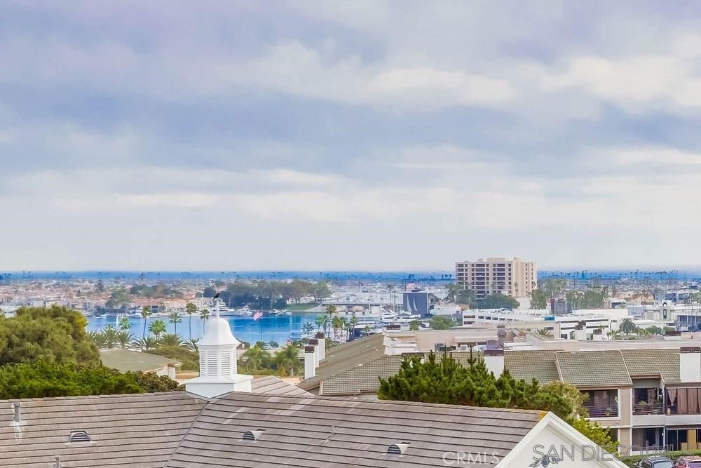 101 Scholz Plaza 224