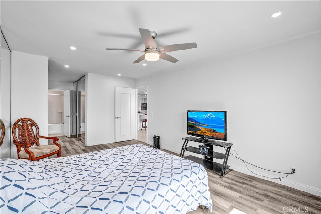 101 Scholz Plaza 224