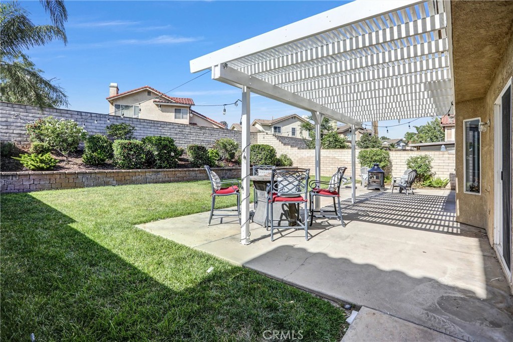 13720 Arapaho Street