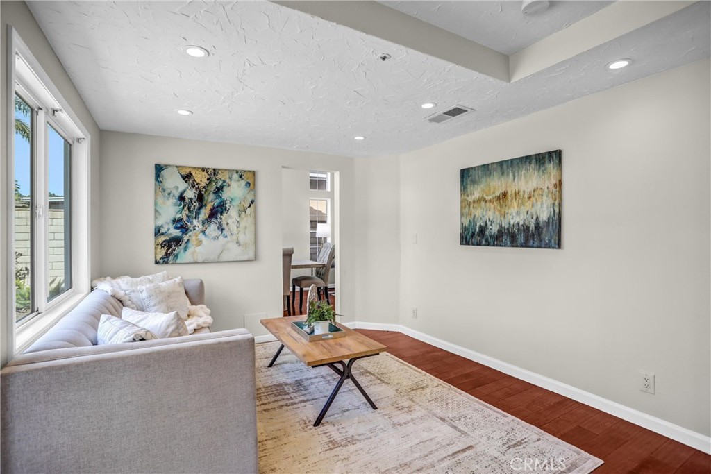 13720 Arapaho Street