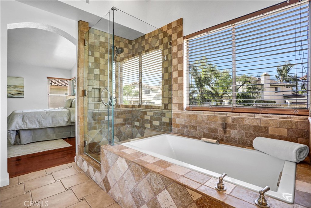 13720 Arapaho Street