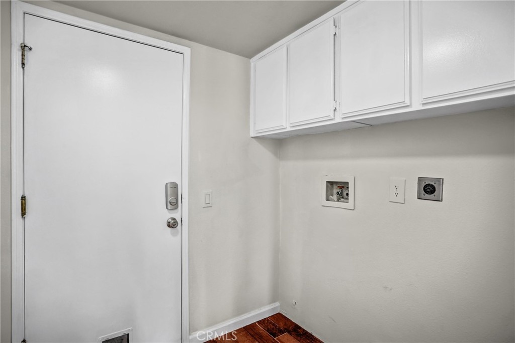 13720 Arapaho Street