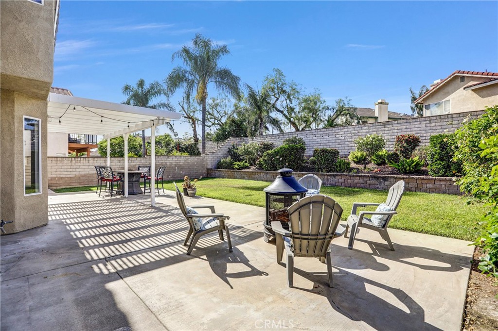 13720 Arapaho Street