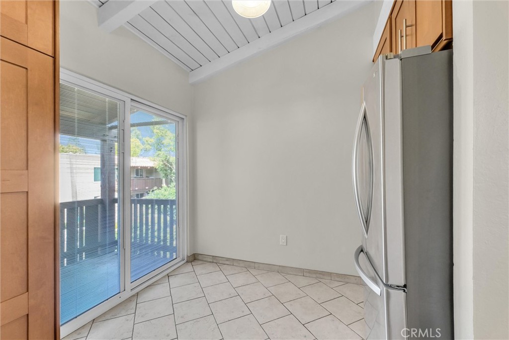 1010 W Macarthur Boulevard 118