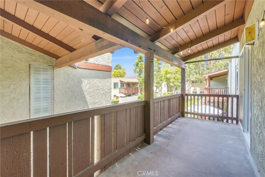 1010 W Macarthur Boulevard 118