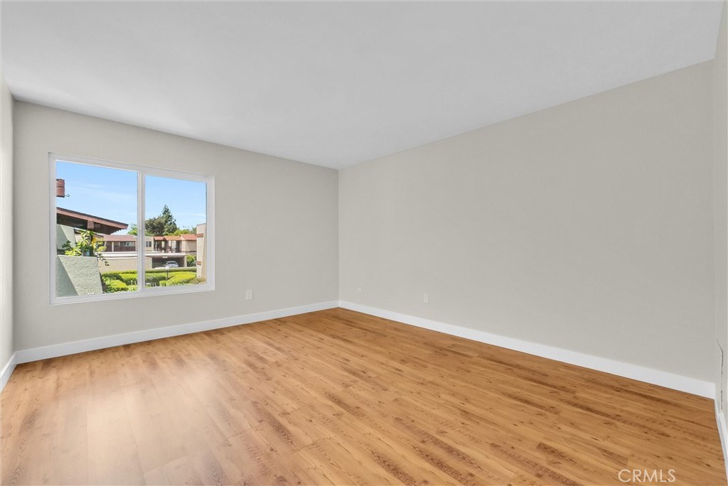 1010 W Macarthur Boulevard 118
