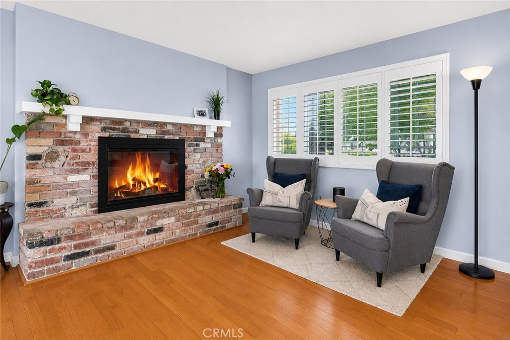 347 W Meacham
