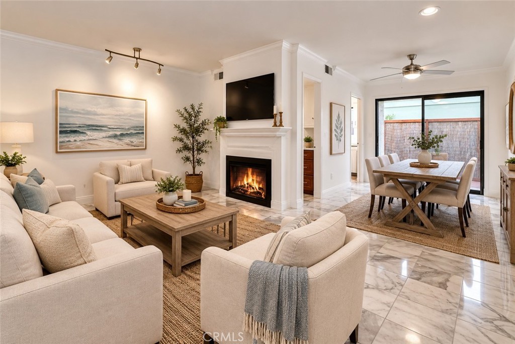 229 W Wilson Street 10 Costa Mesa Ca Us 92627 Oc26197771