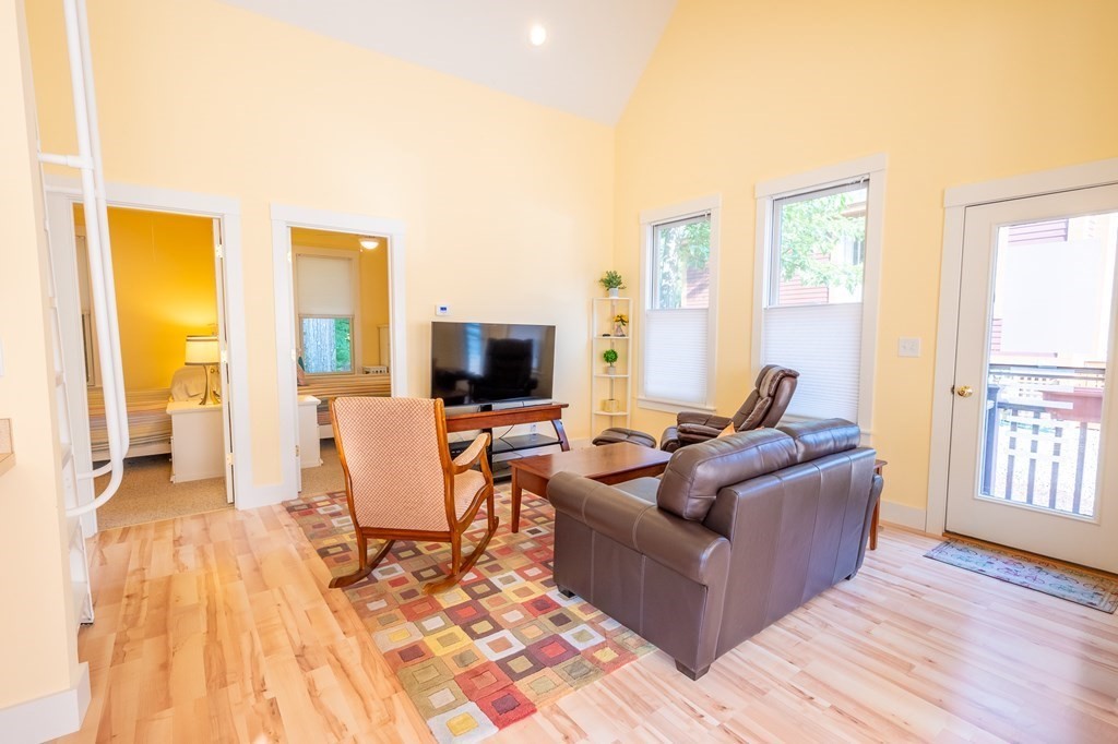 6 White Pine Knl # 6