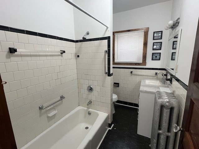 985-987 Walnut Street