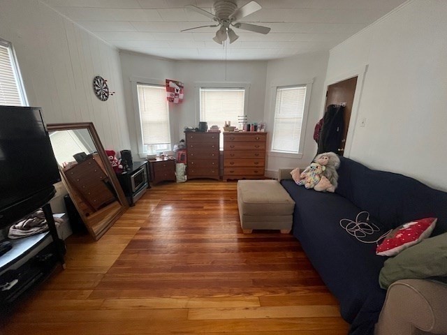 985-987 Walnut Street