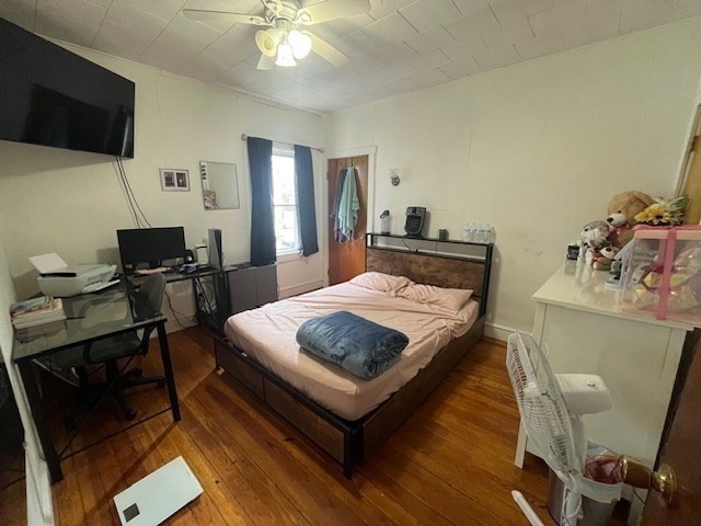 985-987 Walnut Street