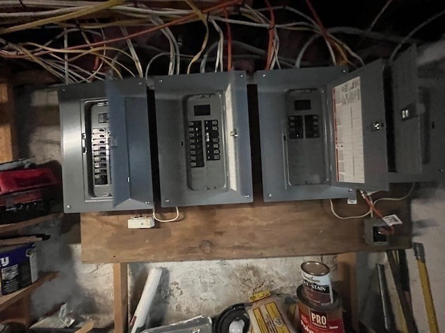 985-987 Walnut Street