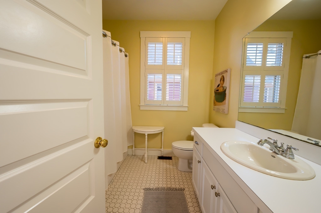 15 Waterview Dr # 15