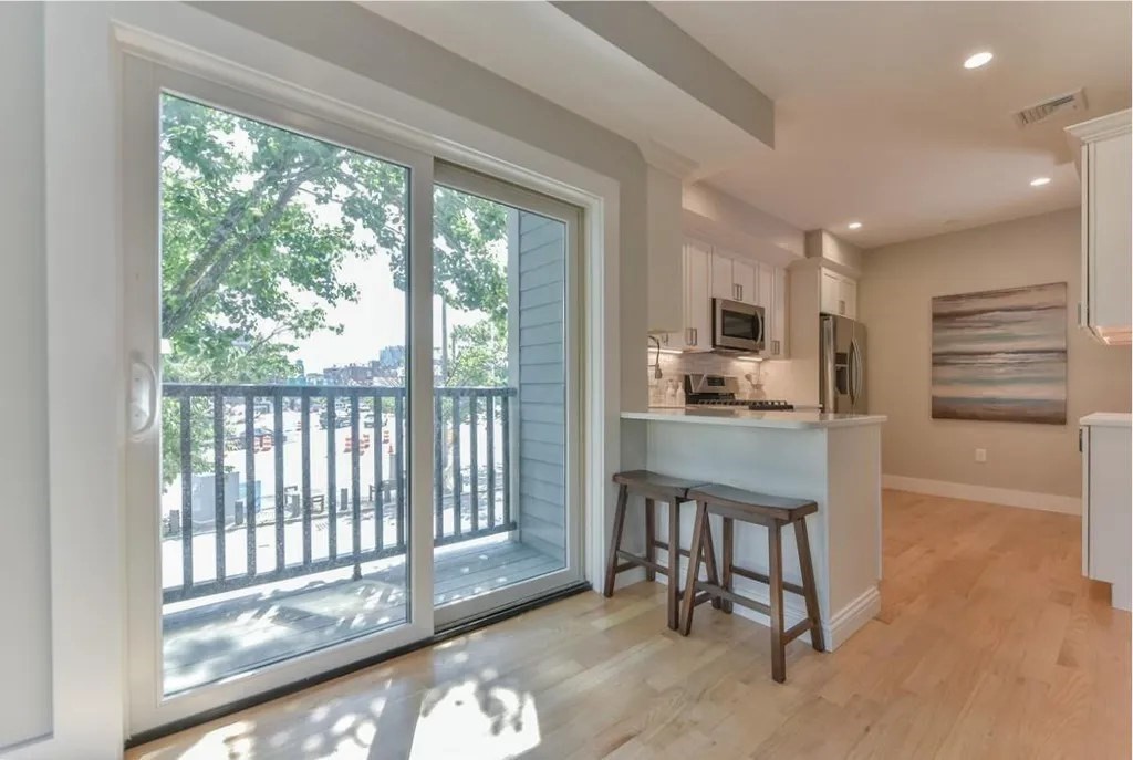186 Havre Street # 7