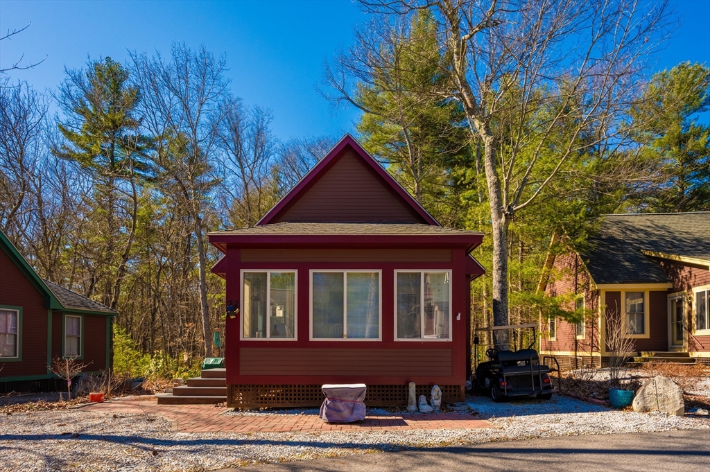 22 Whispering Pines Rd # 22