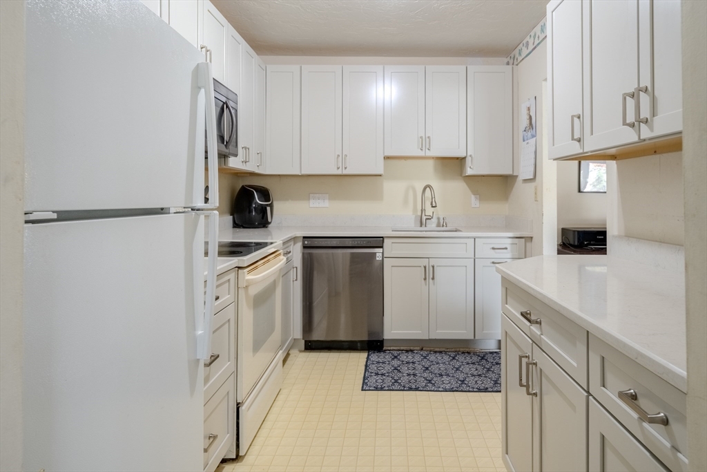 210 Fellsview Ter # 216