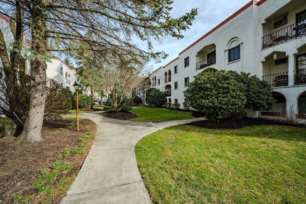 210 Fellsview Ter # 216