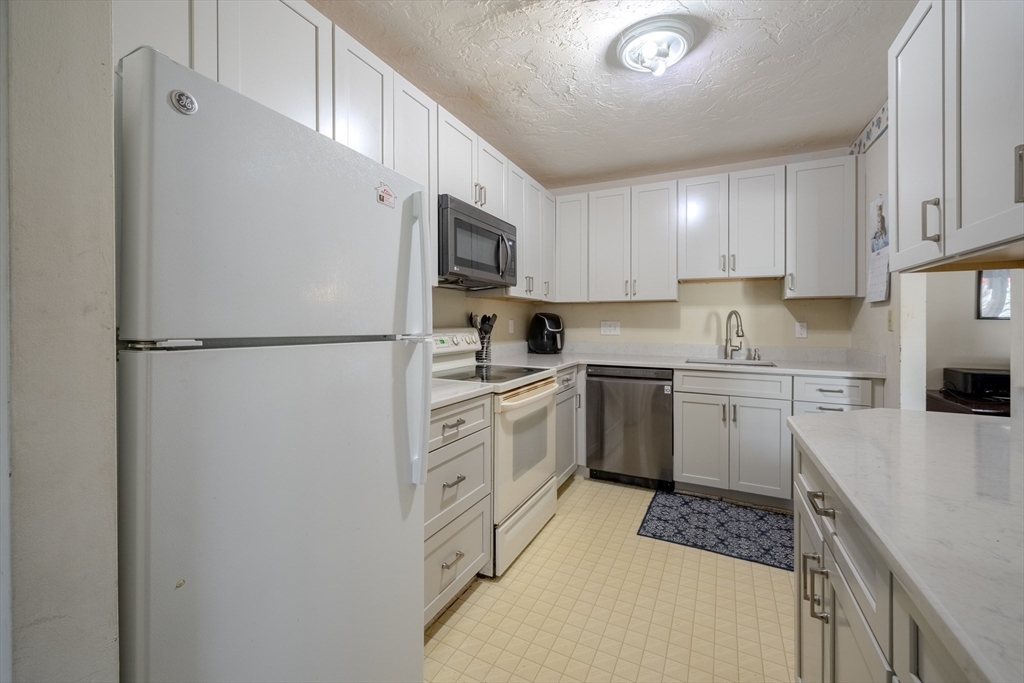 210 Fellsview Ter # 216