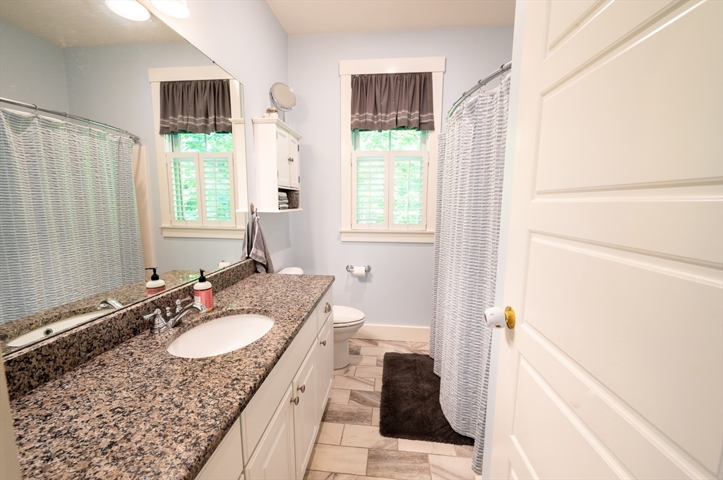 43 Whispering Pines Rd # 43