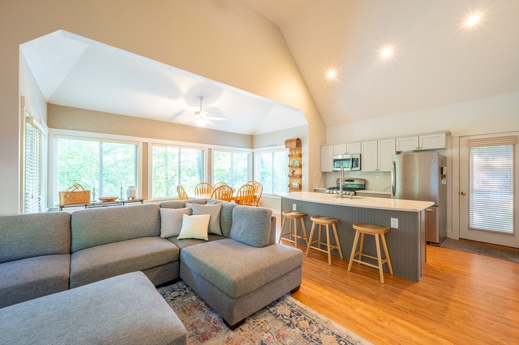 19 White Pine Knl # 19