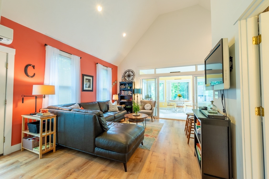 1 Whispering Pines Rd # 1